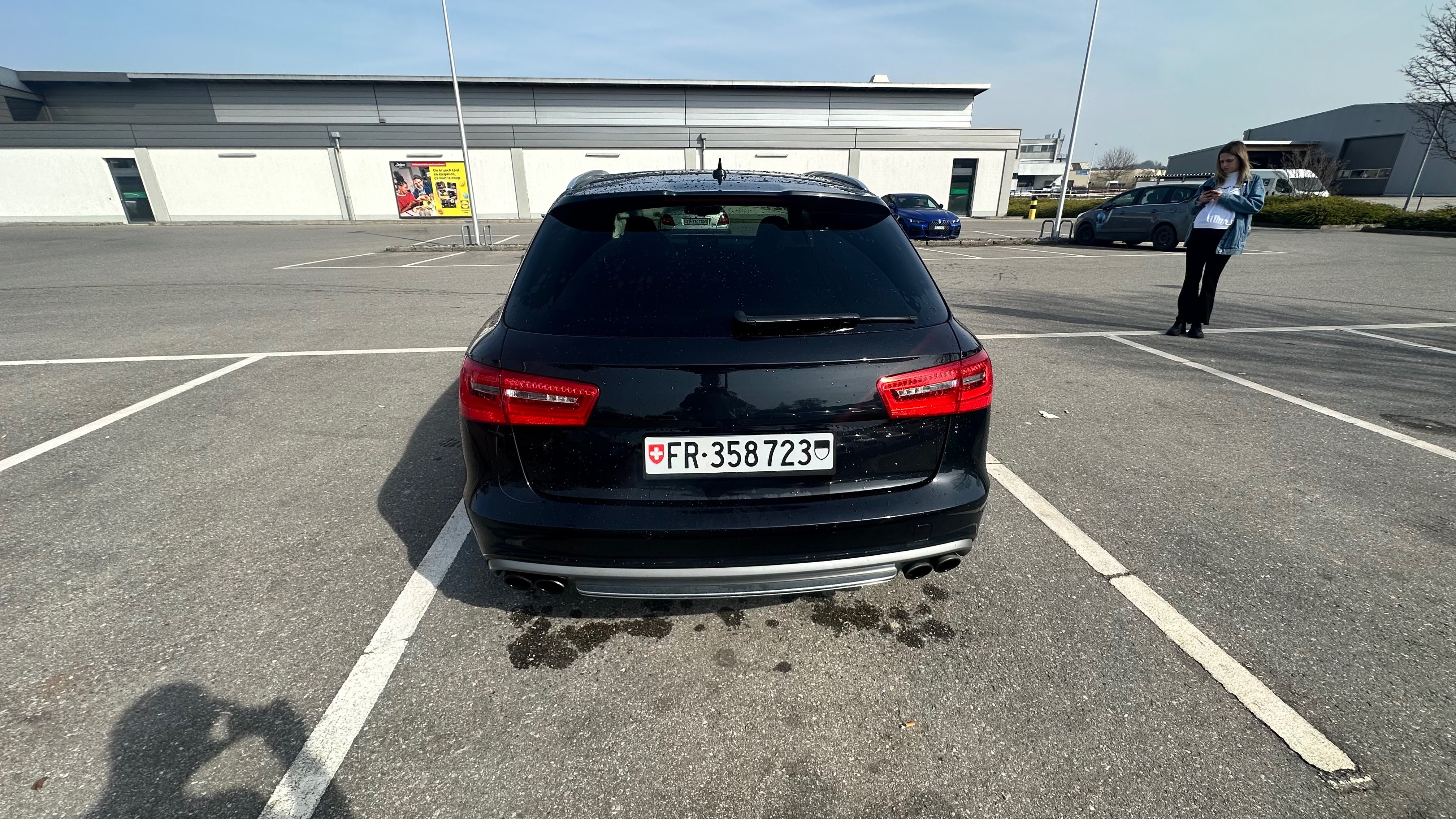 undefined 3
